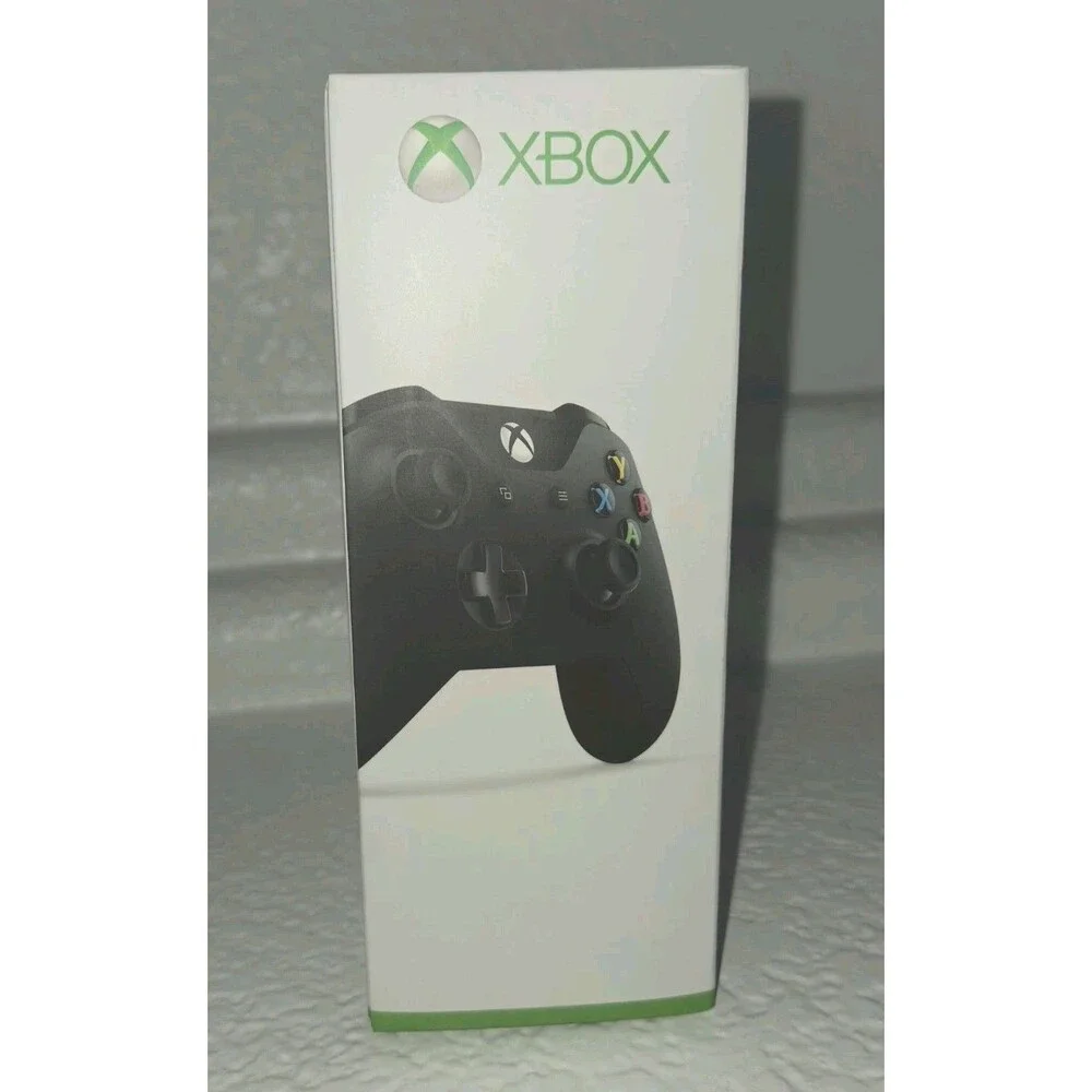 Microsoft Xbox One Windows Black Controller Model 1708 Bluetooth New Sealed Box